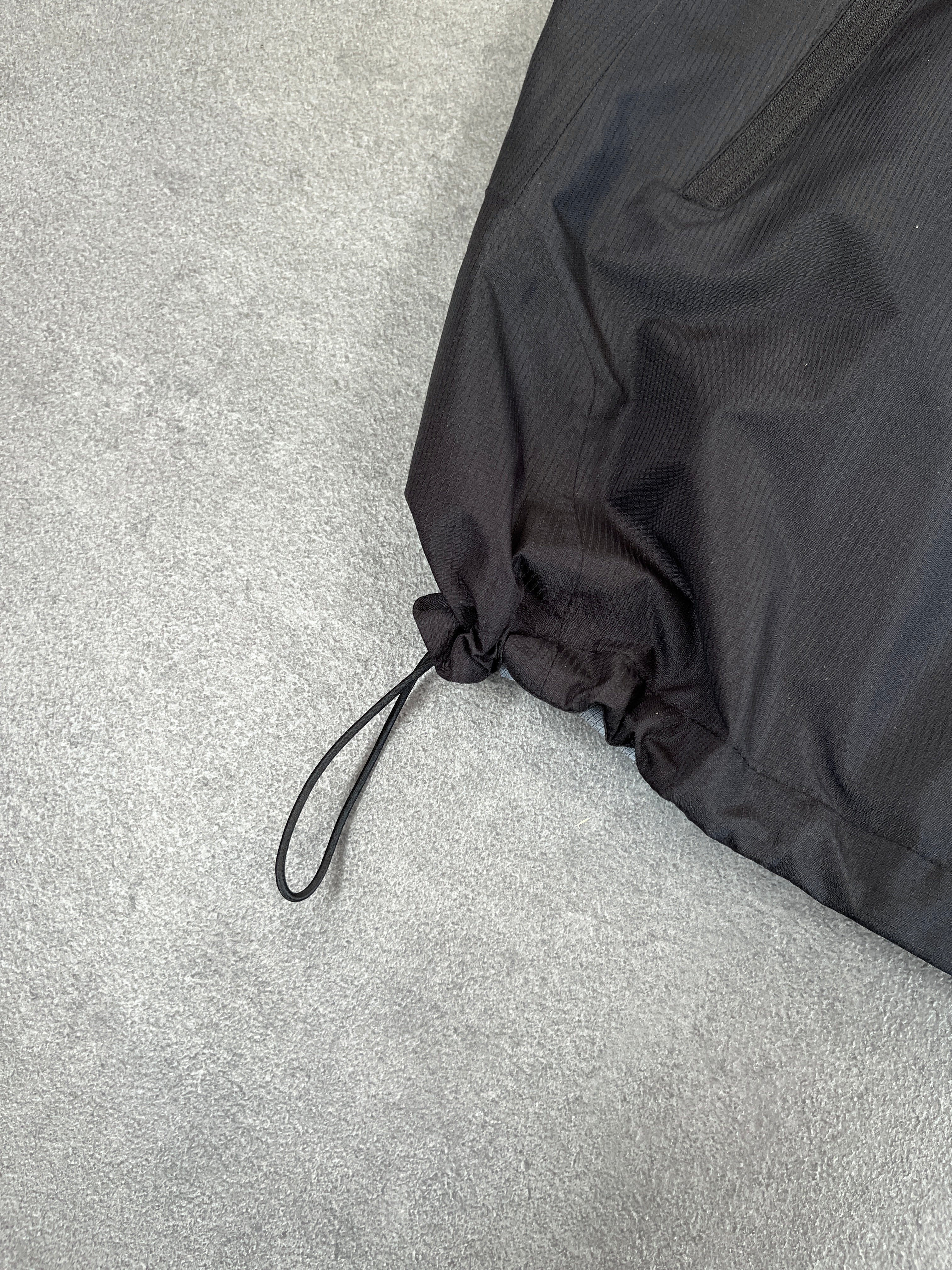 BLACK RIPSTOP RAIN JACKET - Image 4