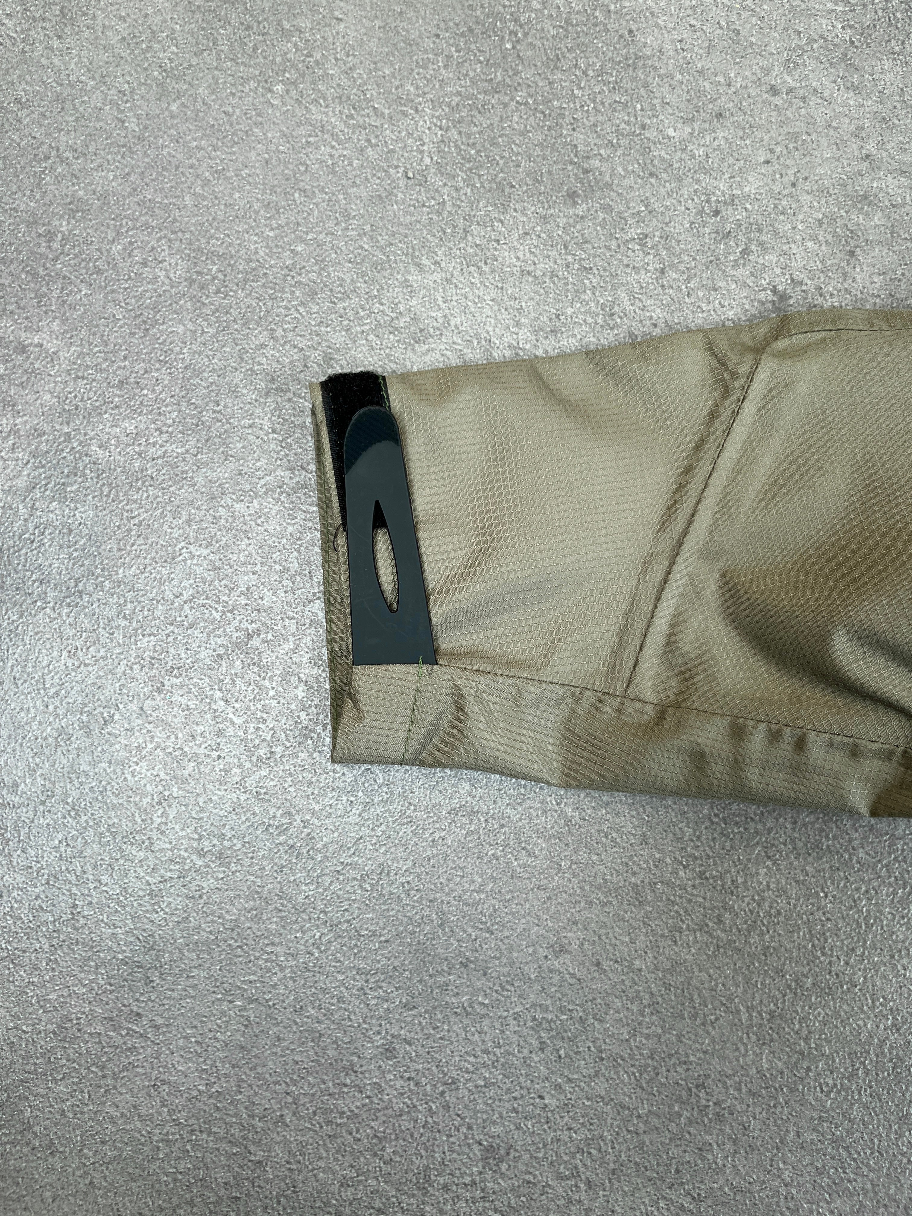 KHAKI RIPSTOP RAIN JACKET - Image 6