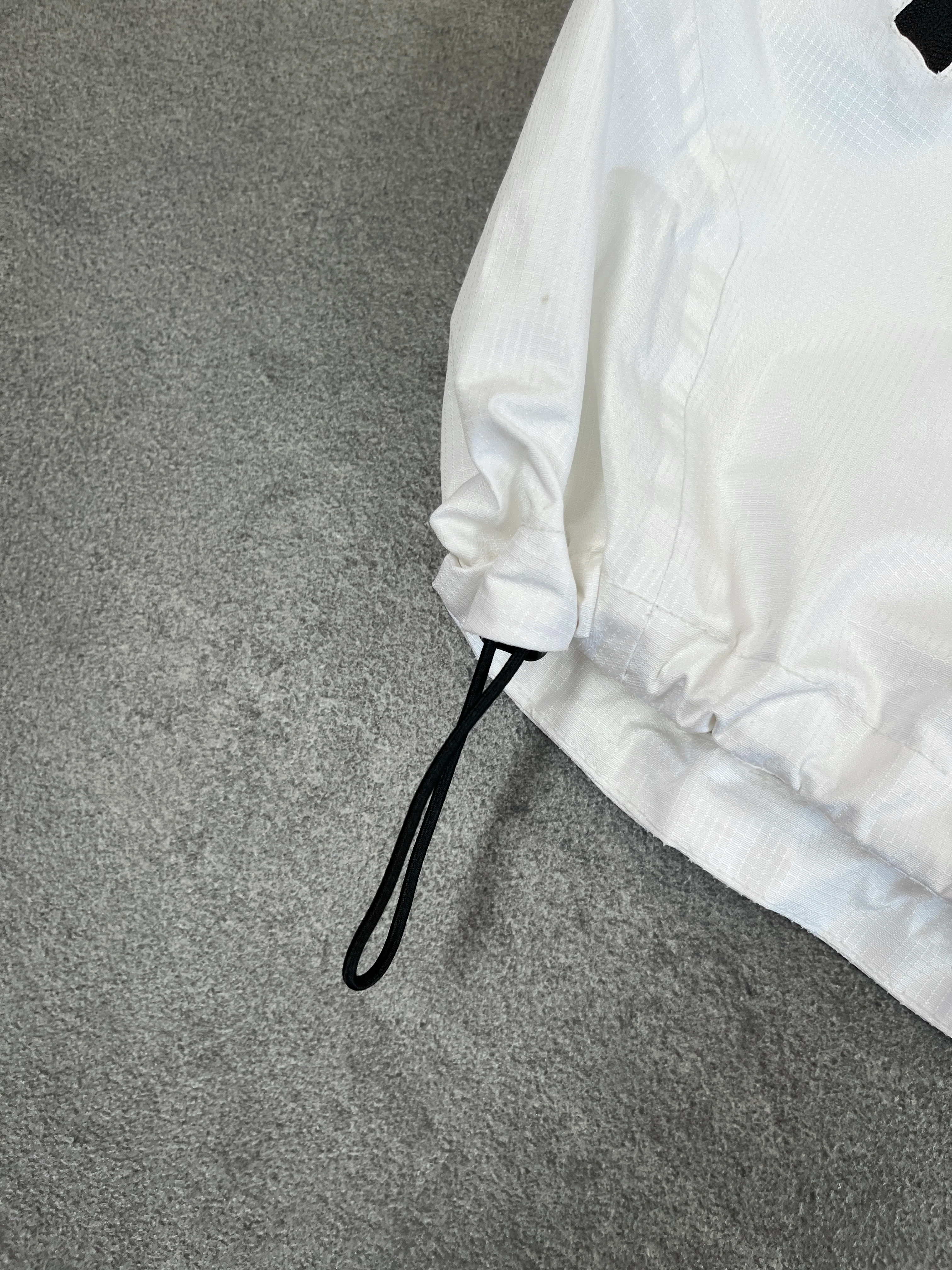 WHITE RIPSTOP RAIN JACKET - Image 4